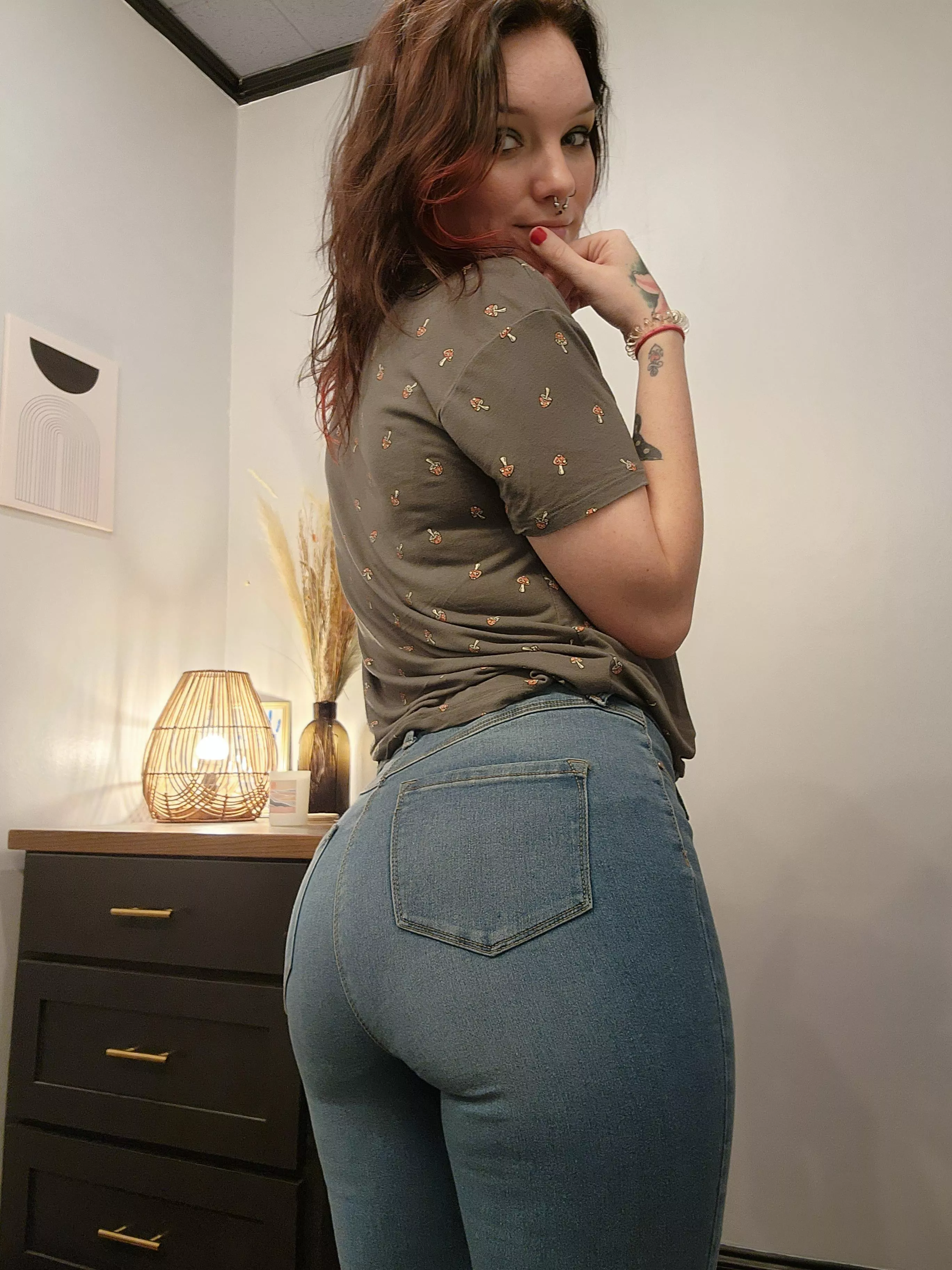 I have your meal right here