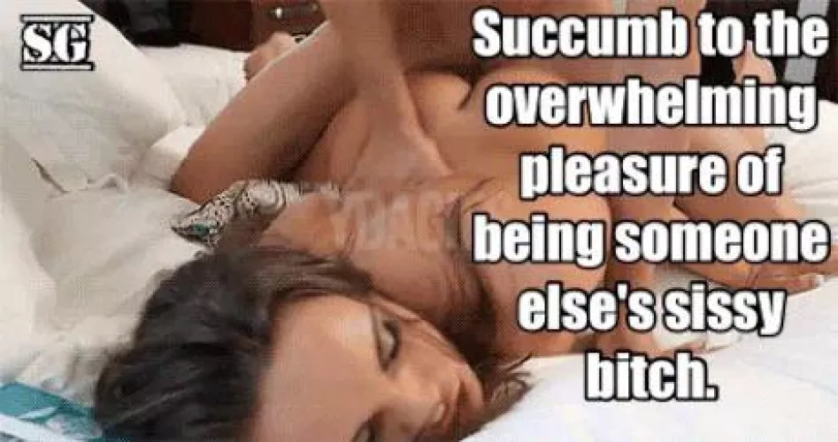 I love being someone else’s bitch😍😈