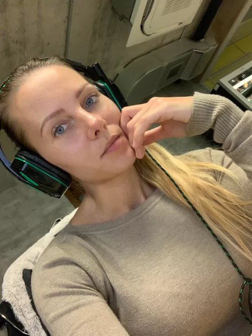 Just wondering rn if it´s possible to get recognized here without showing my asshole lol