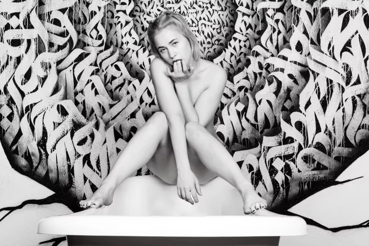 [oc]Nikki Hill are you have portal in you bath