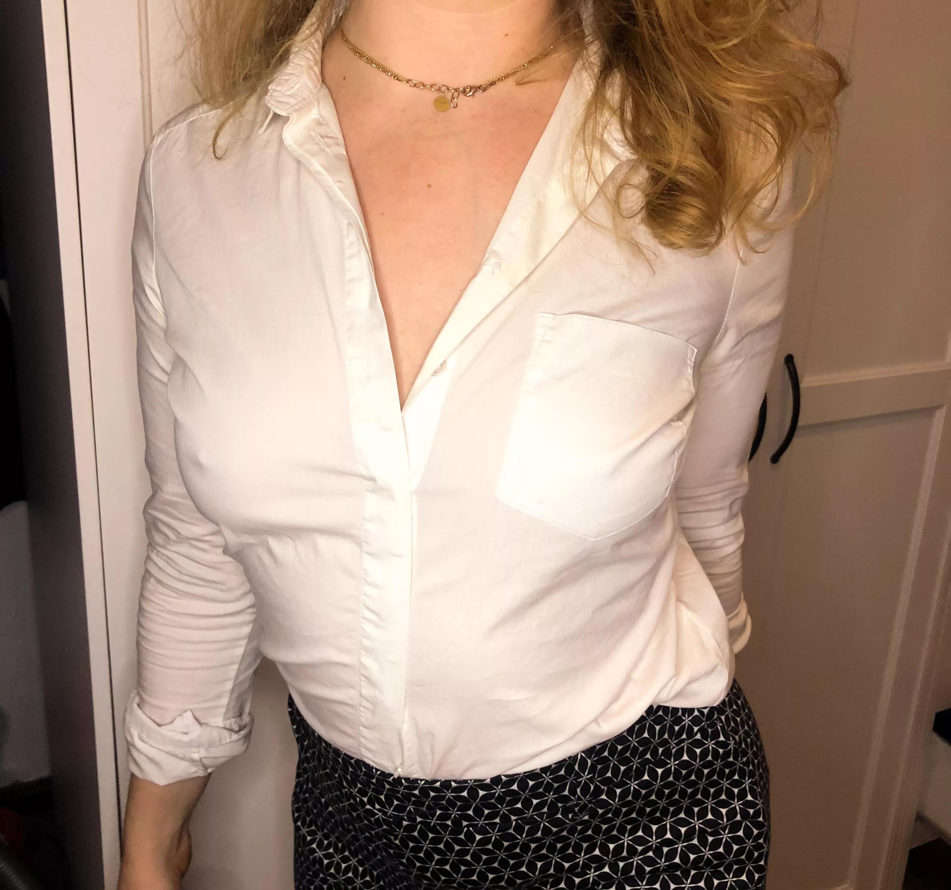 on my way to a job interview braless - would u hire me?