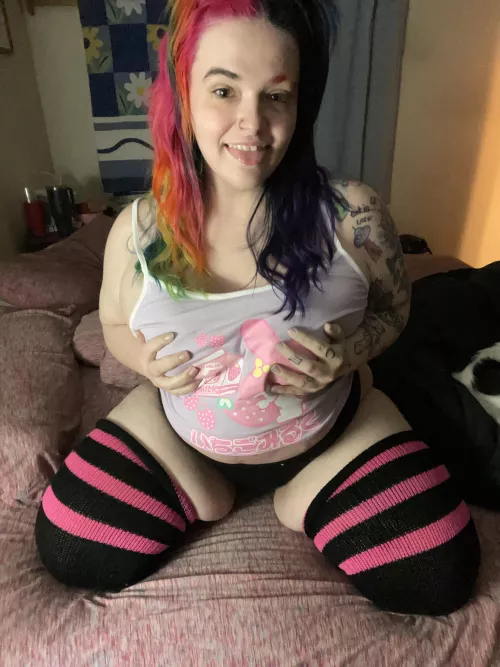 Scene girl era never stopped.