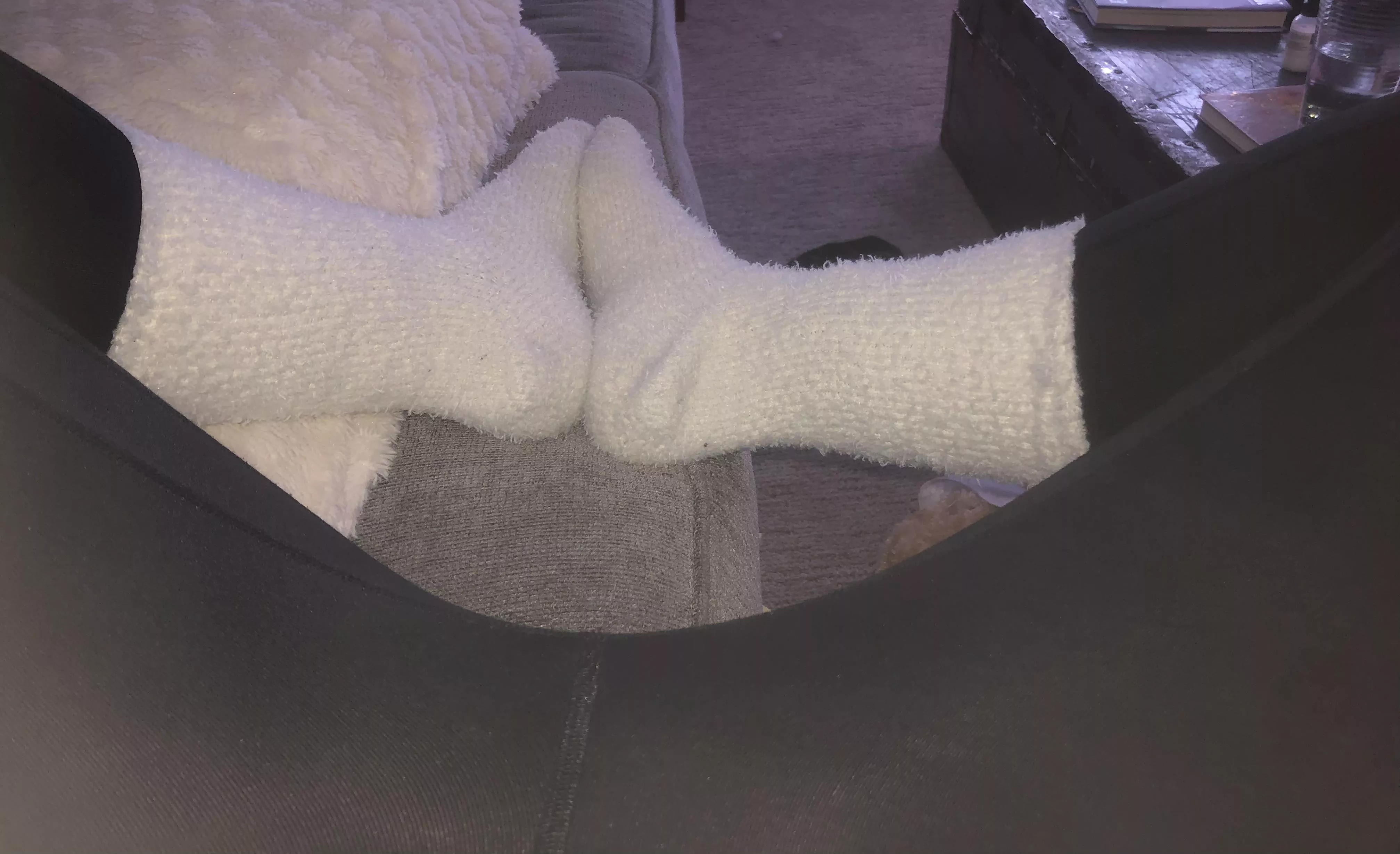 [selling] [canada] get your hand and face lol over these fuzzy warm socks. Book your wear today for some construction girl stinky socks!