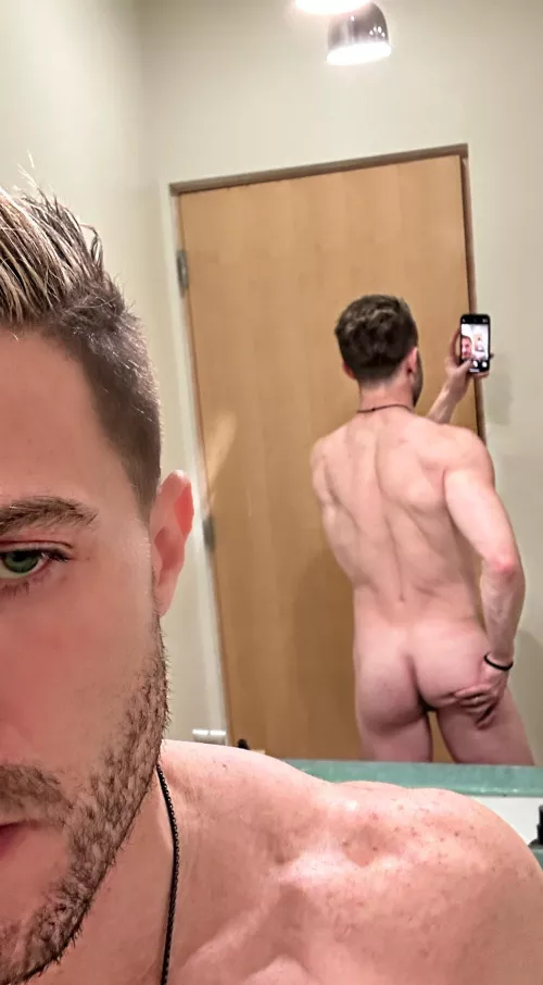 Spreading it a little 👌🏻