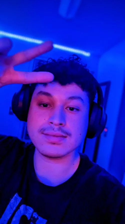 sup ❤️ Lemme know a fun fact about yourself