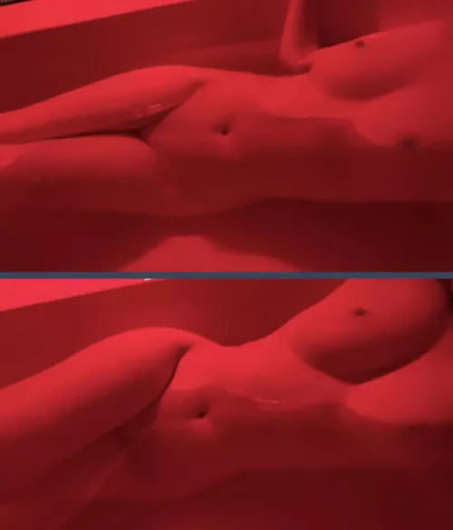 there's room for one more in my bathtub; stay warm with me under my heat lamps 🥰🫧 [f]