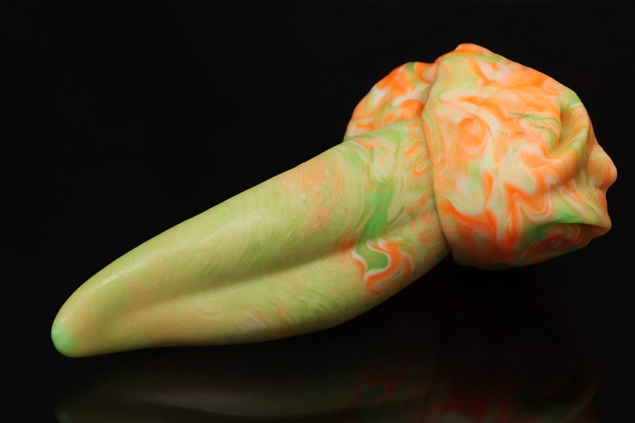 This soft, ribbony babe had to be mine 🍊