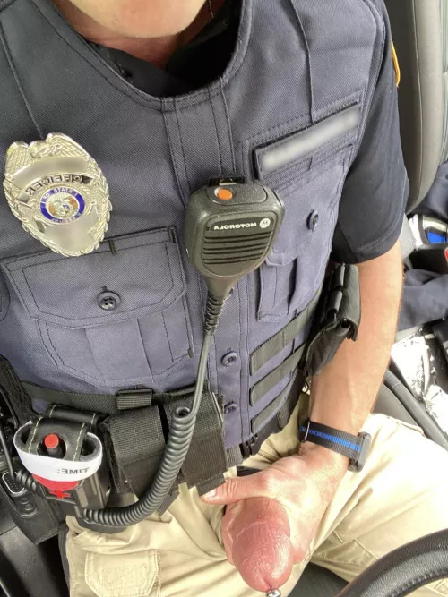 Who likes 🚓🍆😈