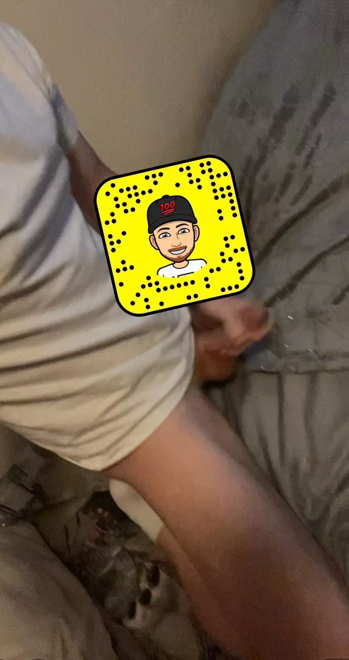 22 U.K. // super horny // MaxDwell19 // pop up with a pic // 18-26