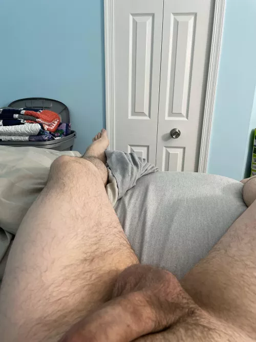 32 m us. Maryland. Horny and jerking. Add m_r1675 if you’re hot, verbal, show face or cum buckets.