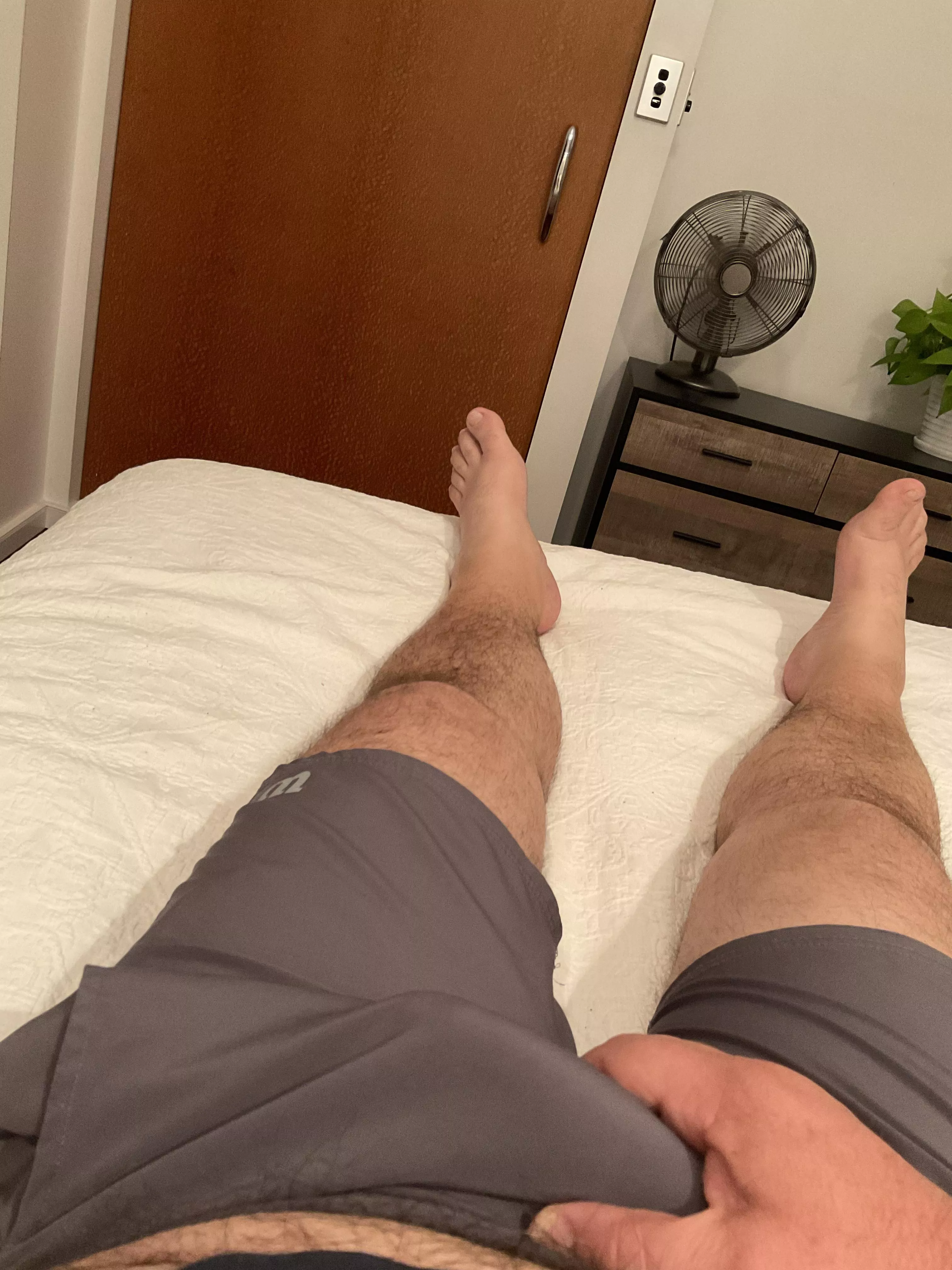 36 man-nyc verbal USA daddy for live cam with +18 boys. Now.