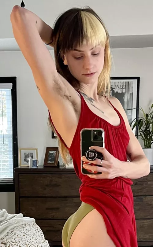 A peek under my dress 😉