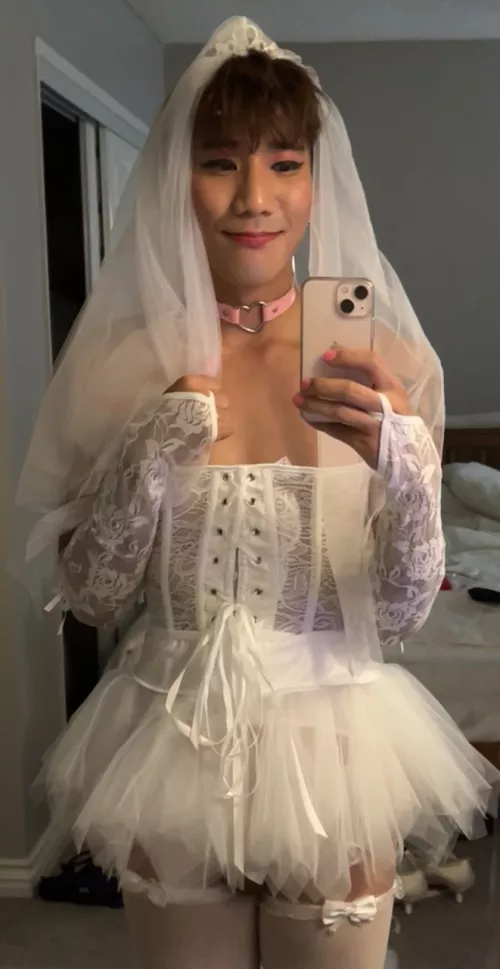 Am I wifey/breeding material? 🥺💞