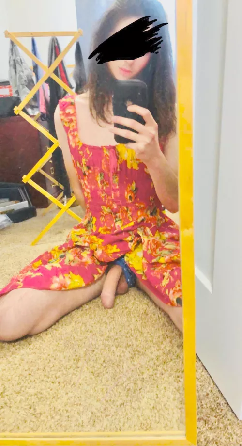 Can I be your cumslut?👉👈