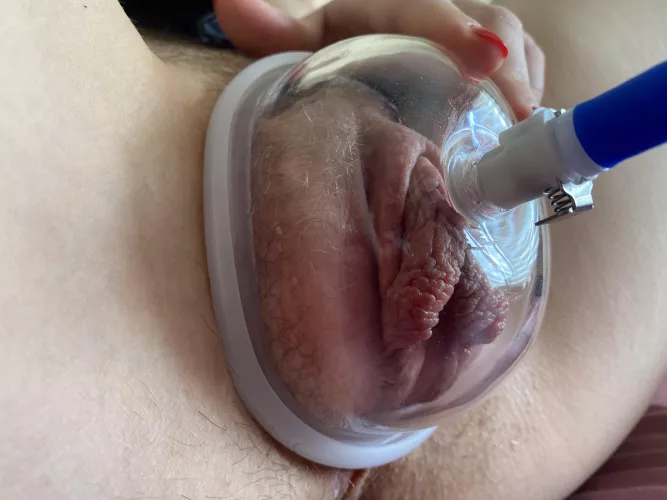[f] pumped pussy in cup