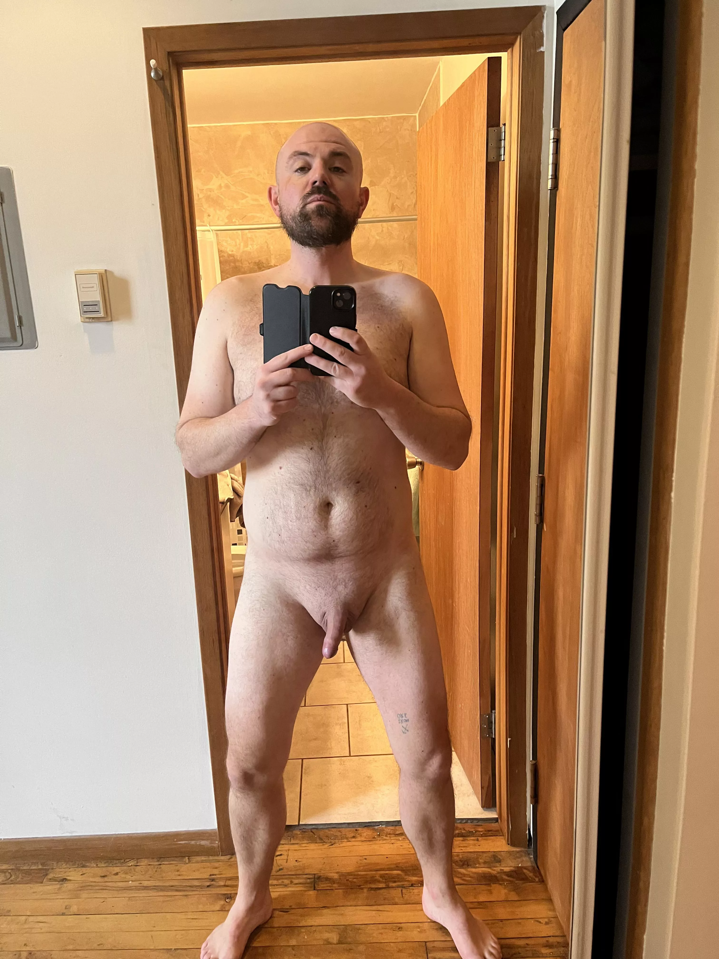 Fresh and clean from the shower 🧼