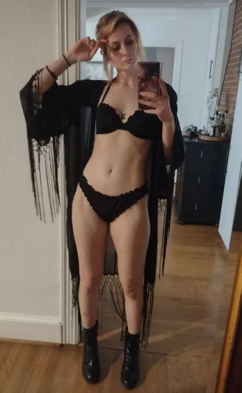 Goth bikini 🩶