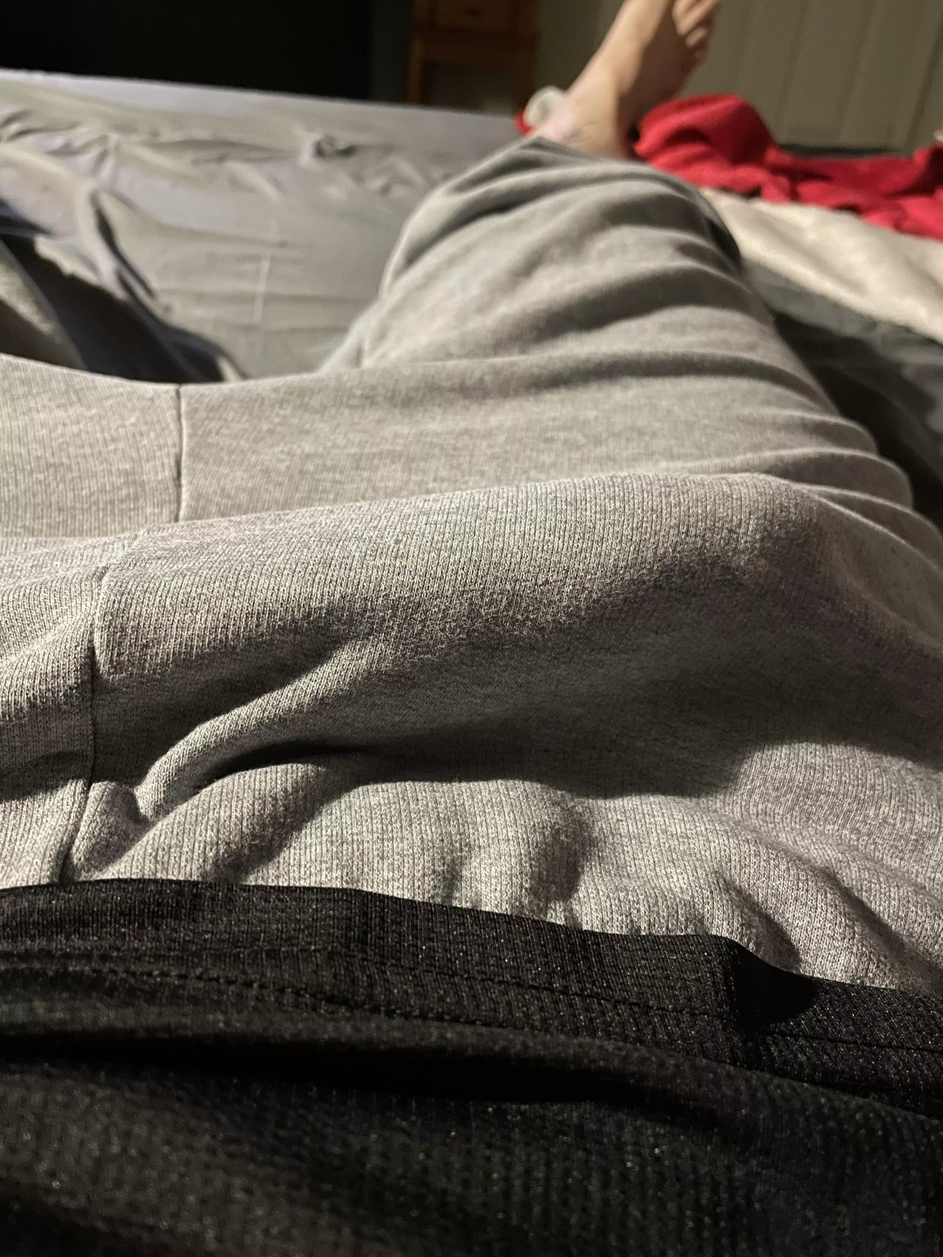 Grey sweats anyone?