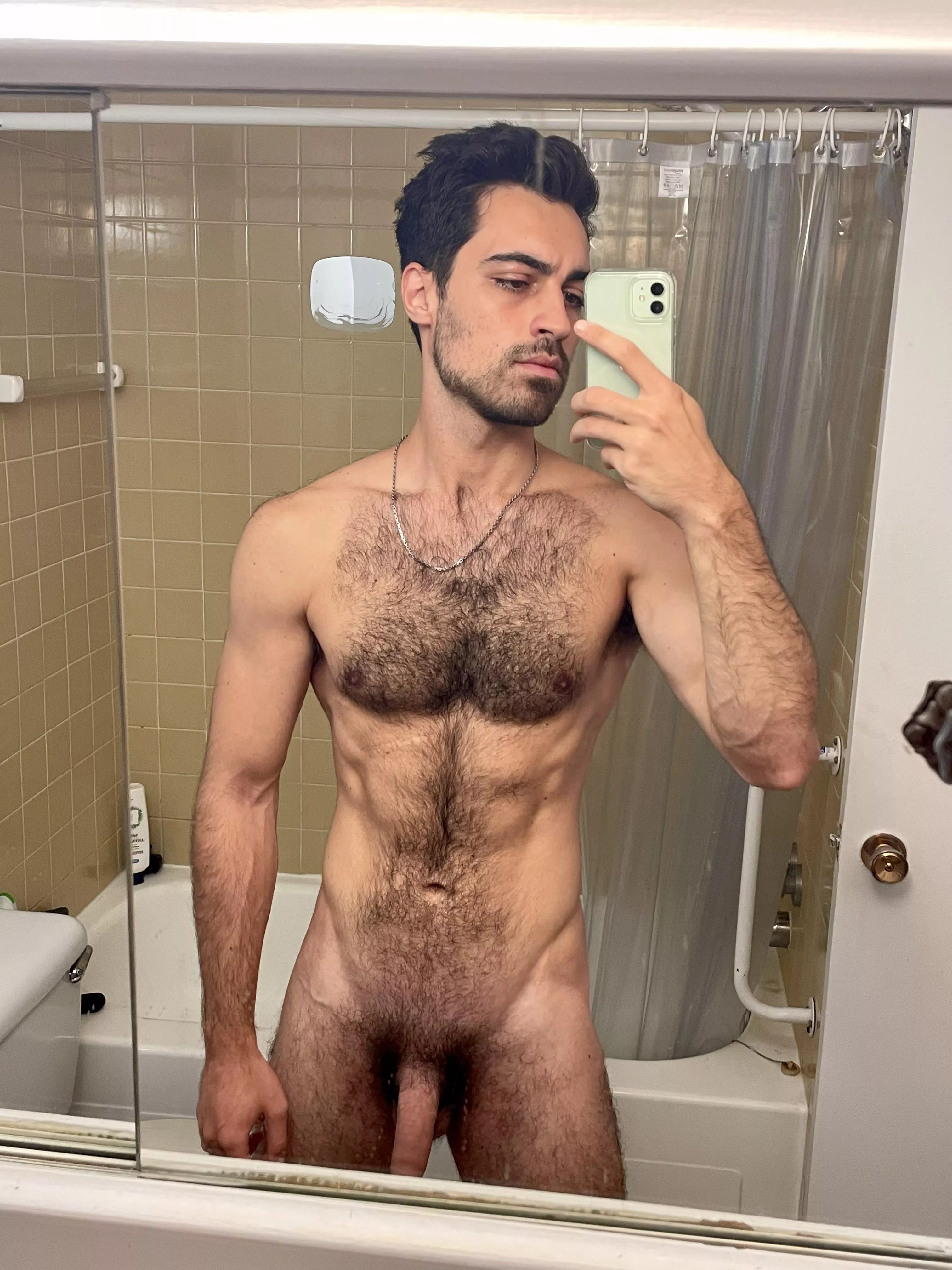 Heard there’s willing mouths here ?