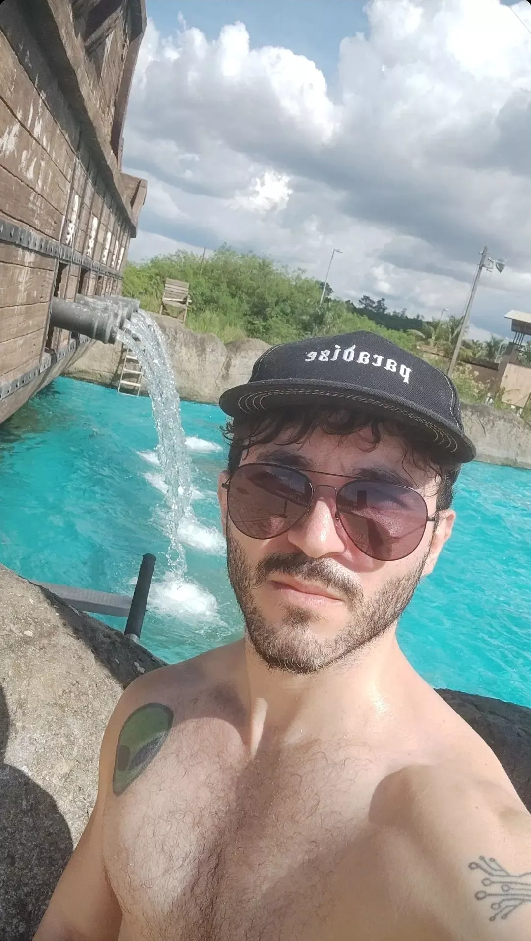 Hello bros, pool episode 😎