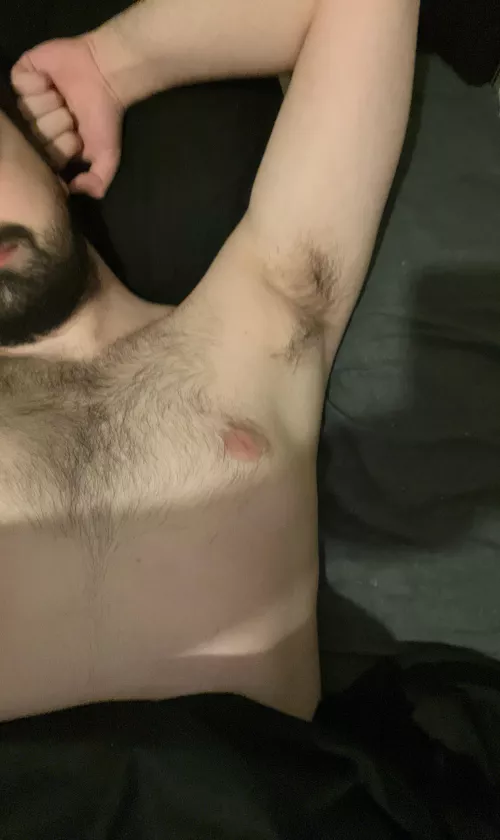 How do I look? 💪🏼💦 Dms open😈