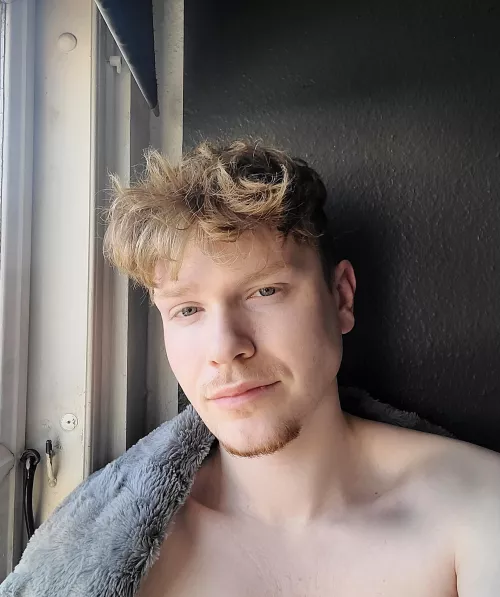 I gotta be honest with you guys... im a tiny bit hungover today haha