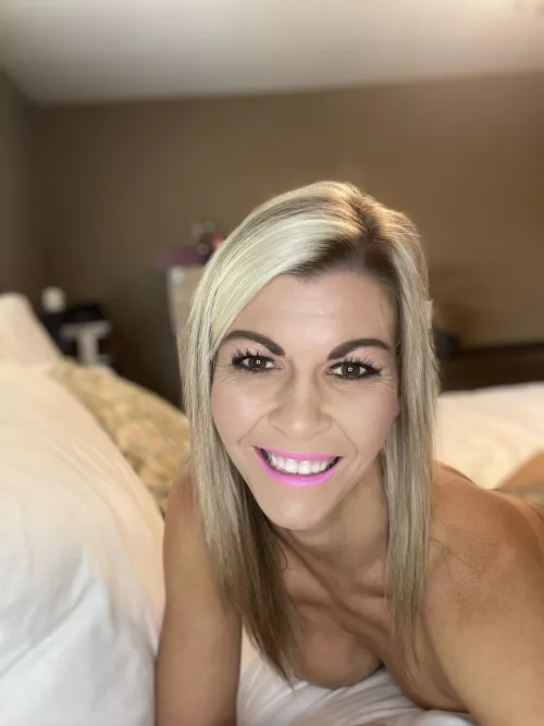 I might not be a hot wife but I am a very happy wife!