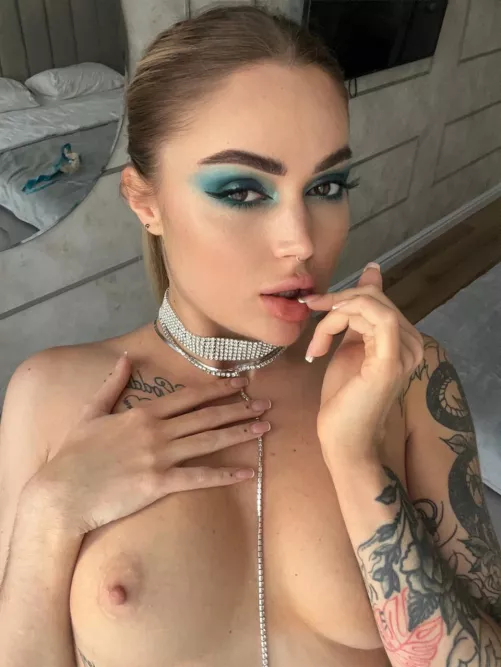 I want to arrange an evening party today without obligation