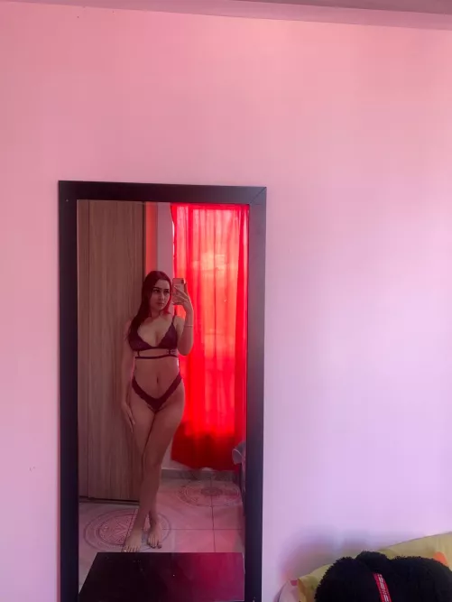 I’m looking to find someone to date, build LEGOs with me, and fuck me every night