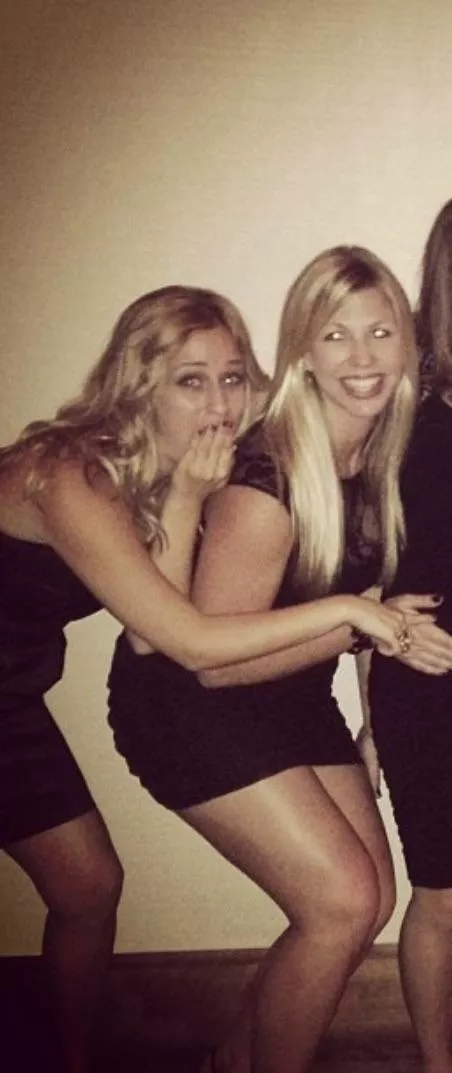 Left or right?? 🤔