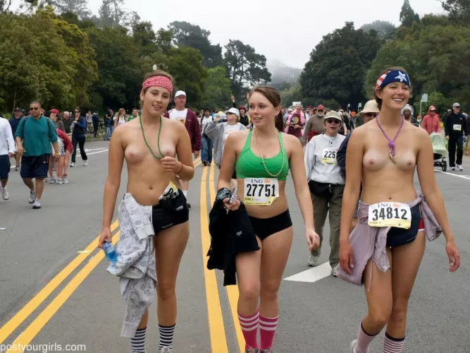 Marathon girls