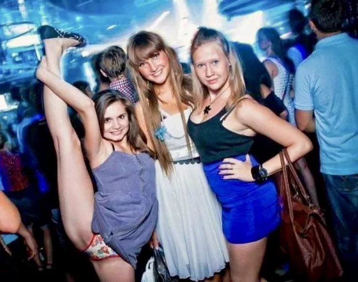 Me: You said you were a gymnast? Her: how’d you know?