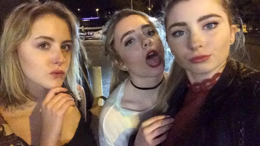 Rank these blonde babes. Why did you pick your first choice?