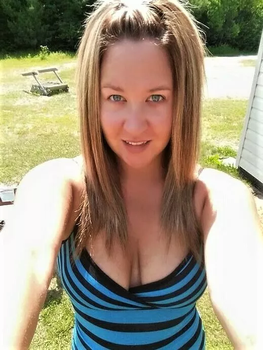 Roz and her Hot Tits!