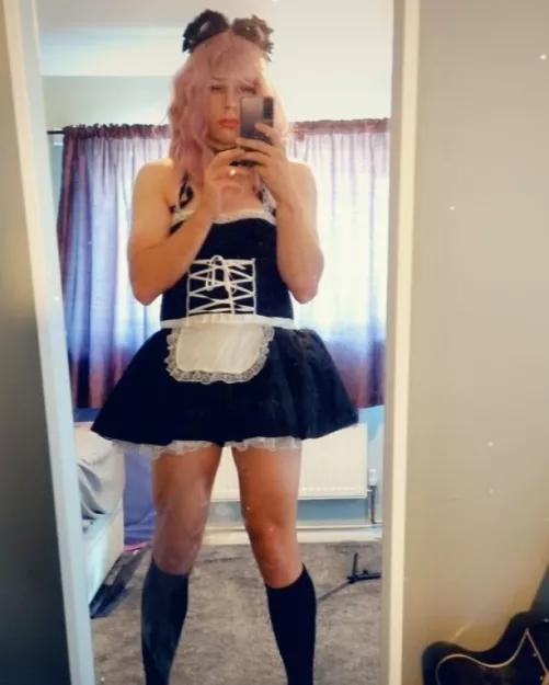 Sissy maid