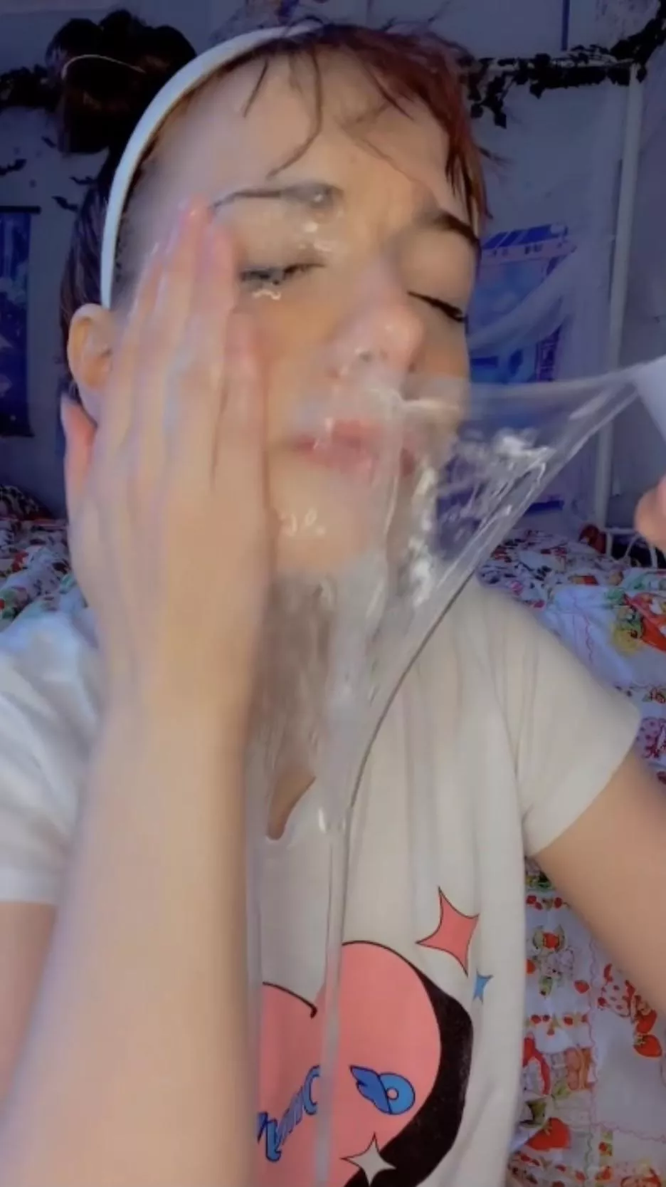 Sooo much spit 🤤♥️