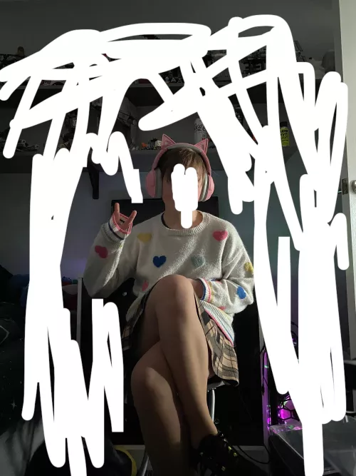 Sorry I’m closeted and my mates on here might recognise my room