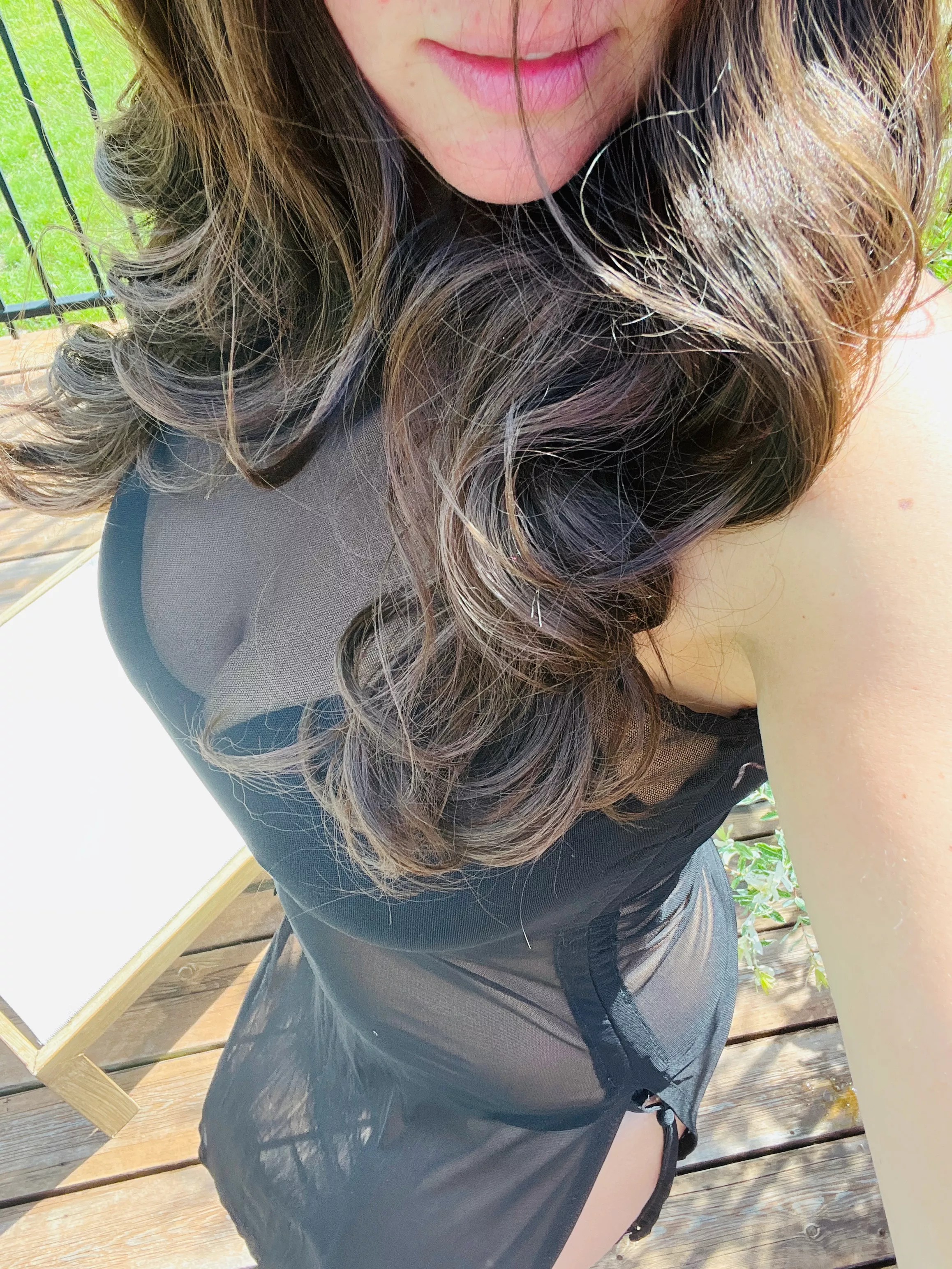 This is Pure Mom's sexiness!