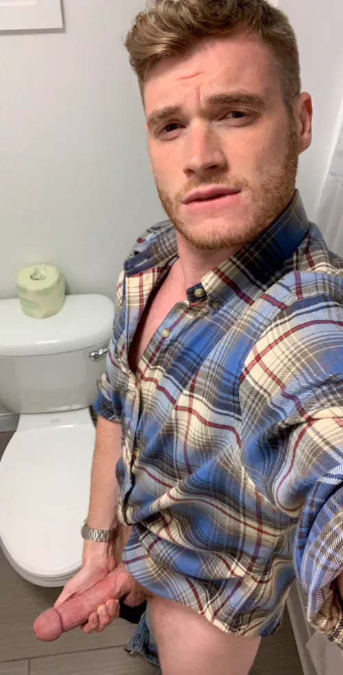 Too horny at brunch, had to get some air…