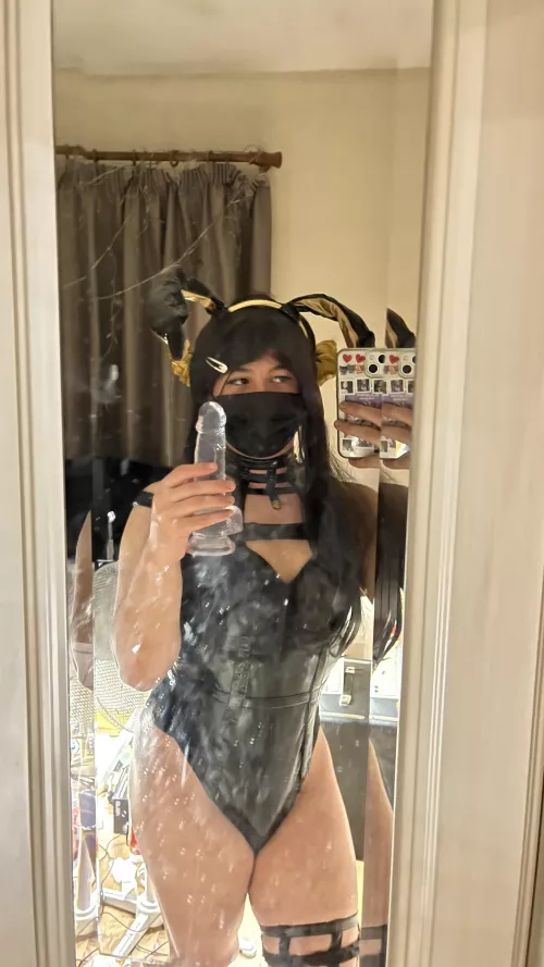 wanna see me play with this dildo?