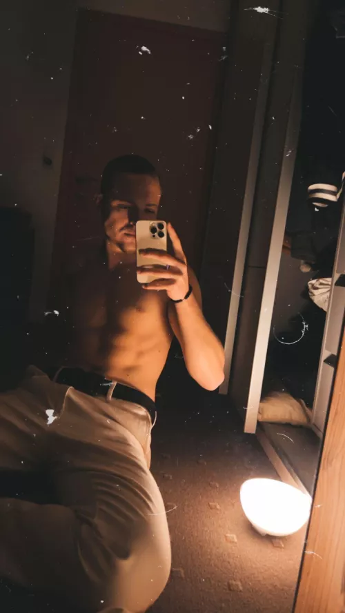 Wanna see what‘s underneath? 🔥