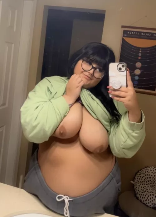 what would you do to me if you were here? 😇