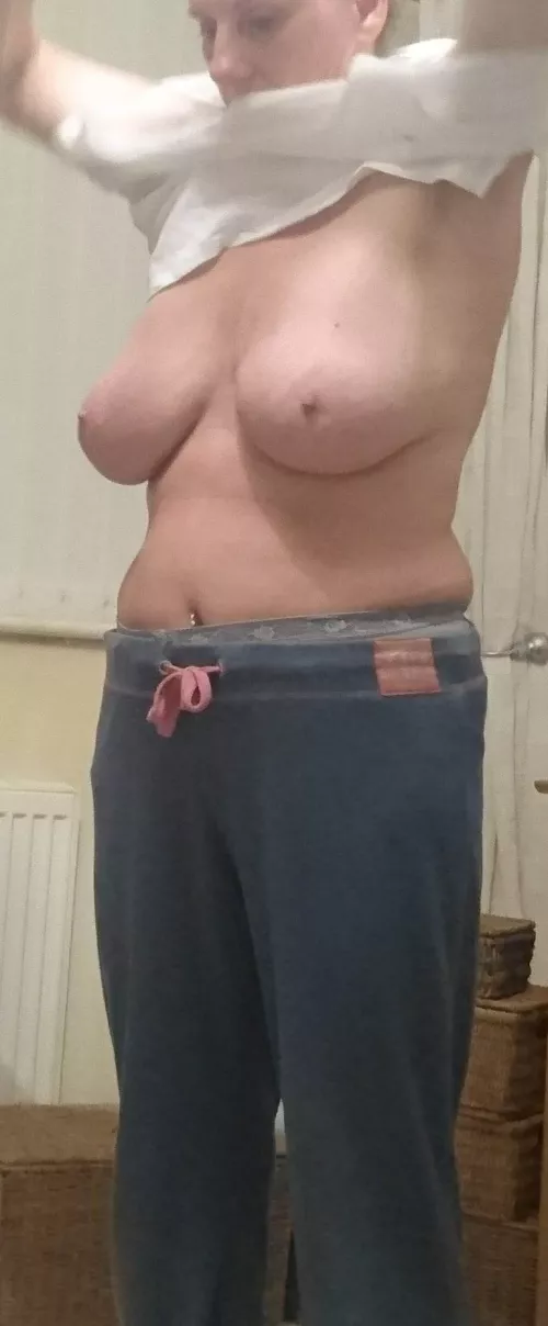 who's got a big cum load for my wife's tittys