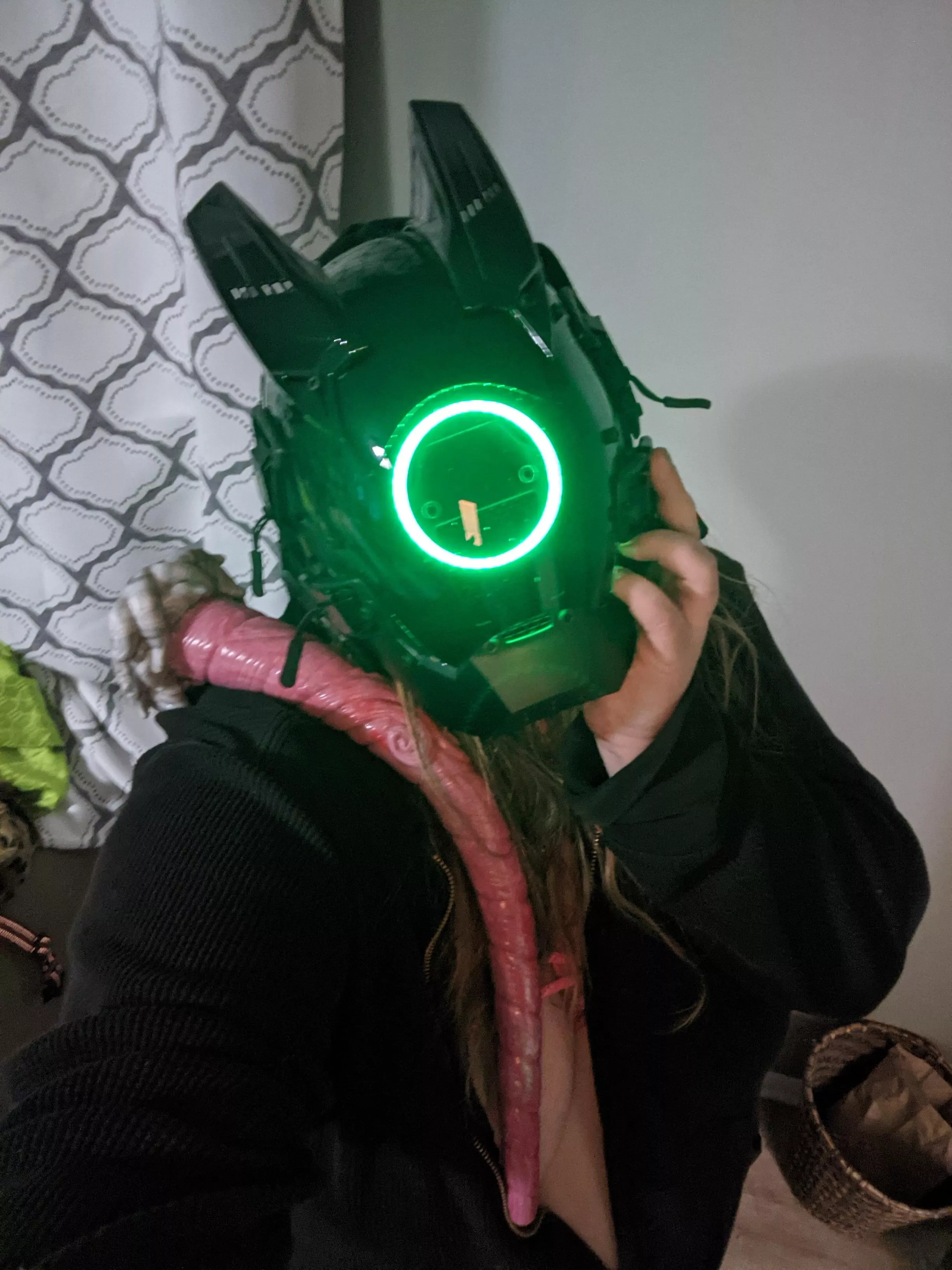 Working on this nsfw costume/character idea at the moment: the female internet Mandelorian. The internet/ nsfw Reddit is my home, instead of the planet Mandalore. I wear shibari ties and bright colors and a mask as my chosen armor.