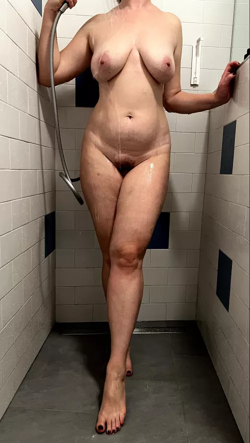 You have one job guys, so give me your cum asap while I am still masturbating. (f)