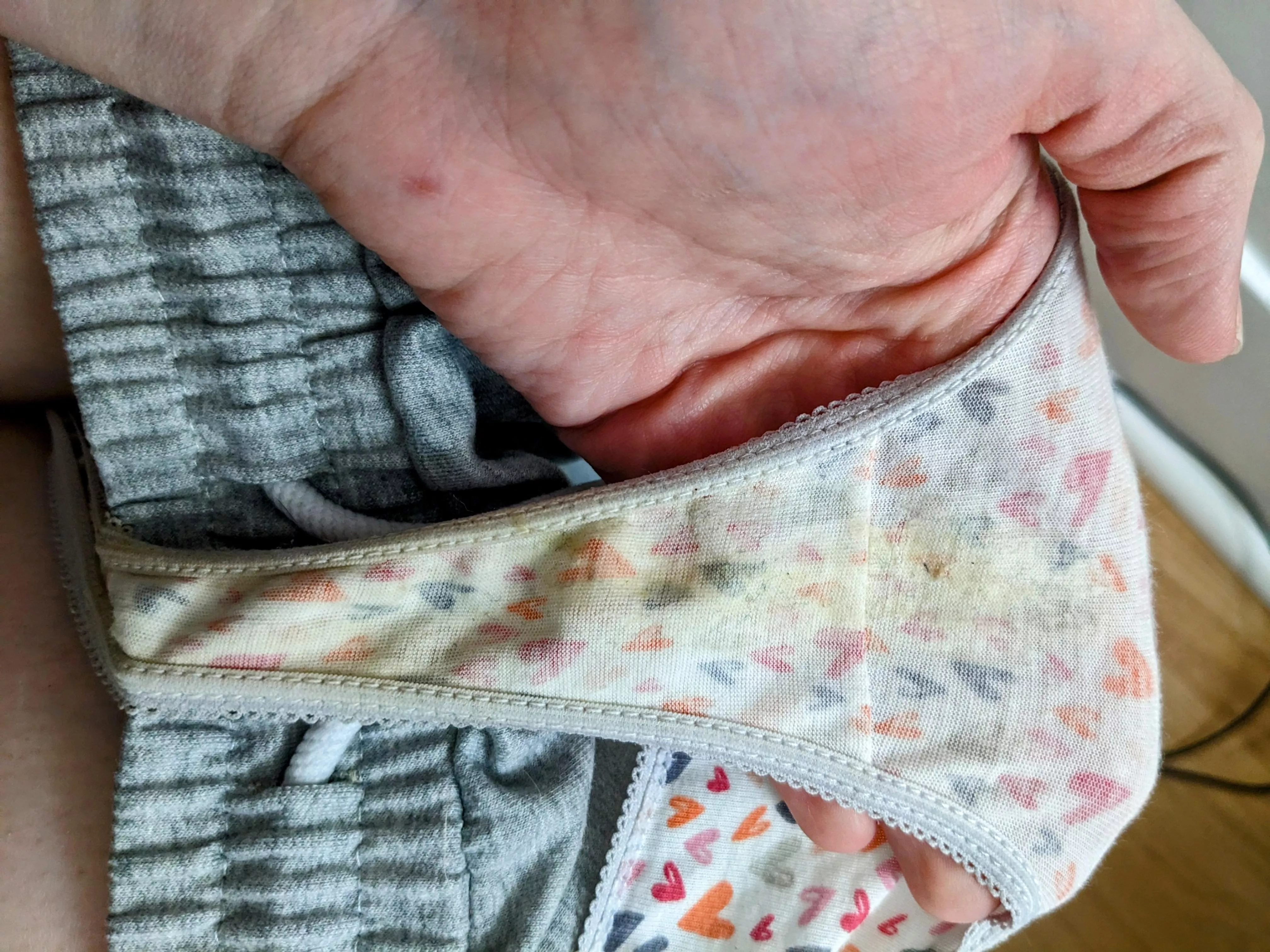 you know they're extra strong when white panties turn yellow 💛