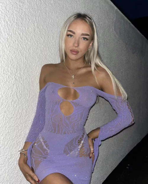 18 year old slut from Cornwall