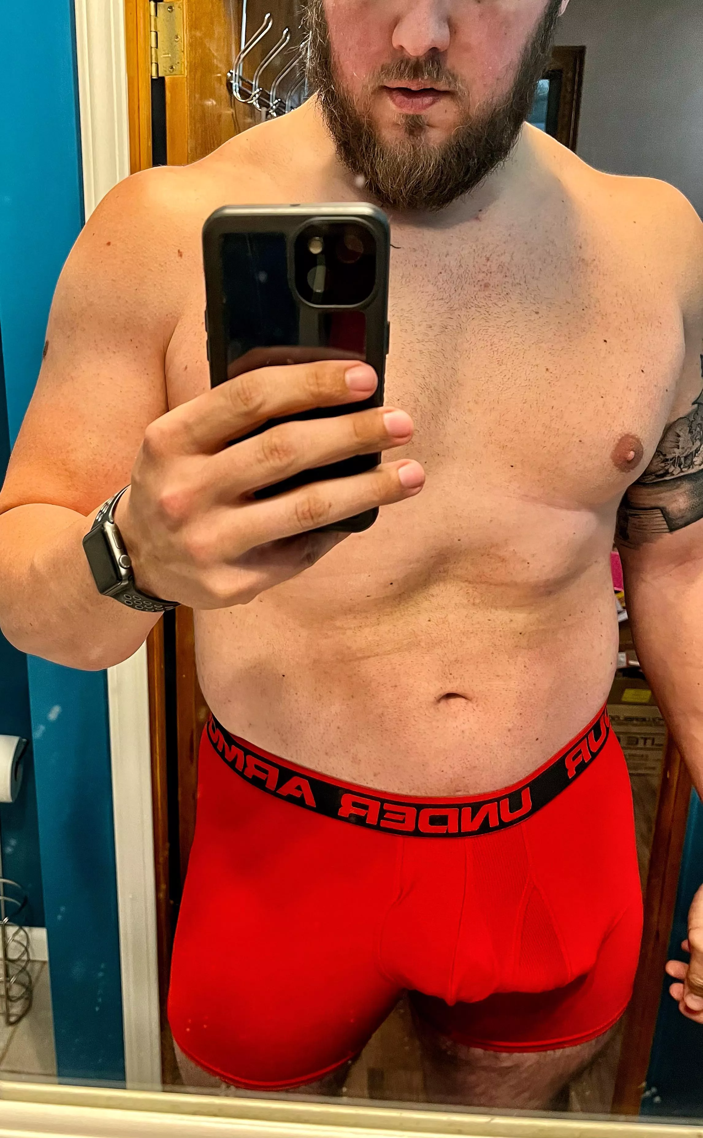 After leg day fun… who wants to shower with me?