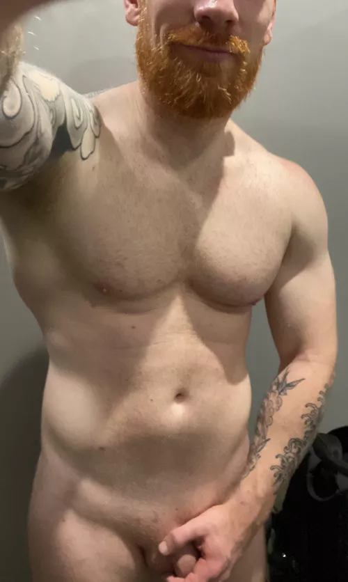 Changing room selfie