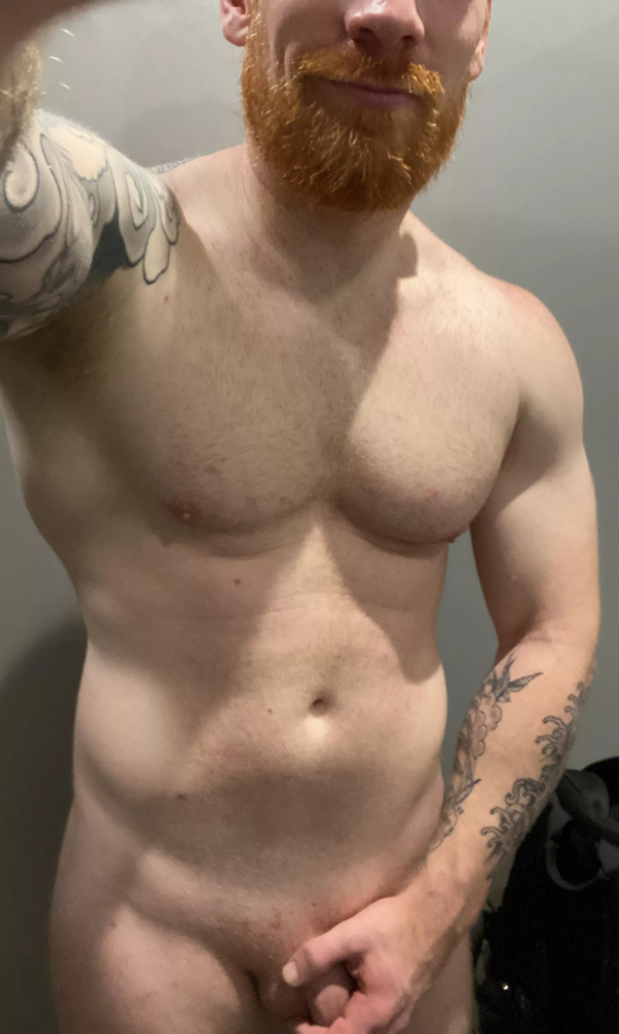 Changing room selfie